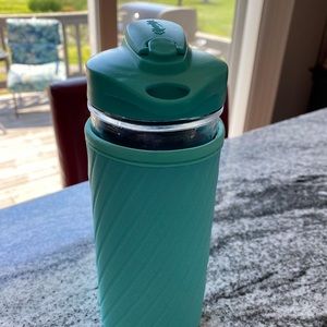 MasonCaps Water Bottle!
